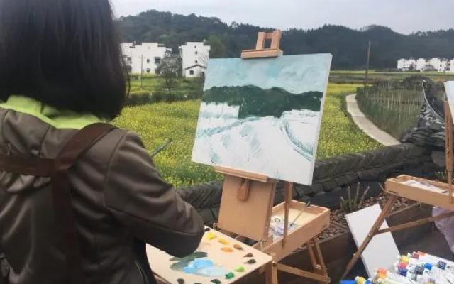 Wuyuan Huatianxi Thousand-Mu Rapeseed Flower Sea Photography Homestay