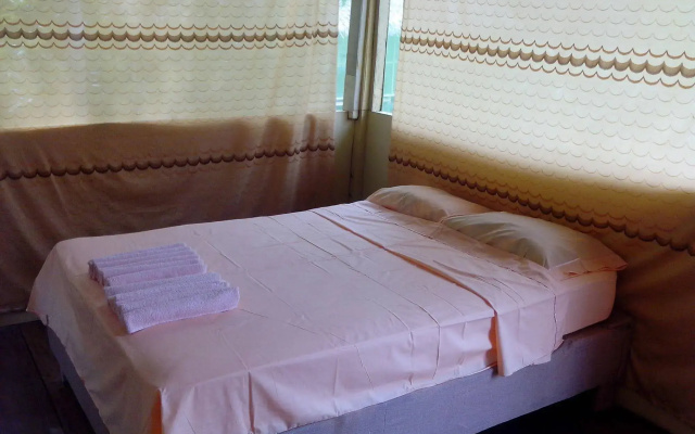 Amazon Queen Lodge