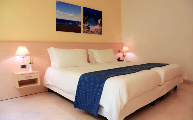 Отель Aldiana Club Rocca Nettuno