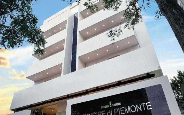 Отель Principe di Piemonte Италия, Римини - 8 отзывов об отеле, цены и фото номеров - забронировать отель Principe di Piemonte онлайн вид на фасад