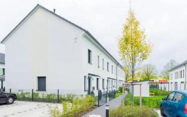 2 Private Single Rooms (6714)