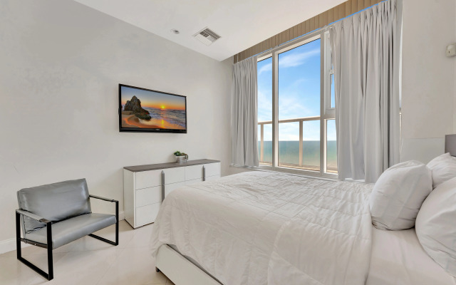 Ocean Manor Beach Hotel