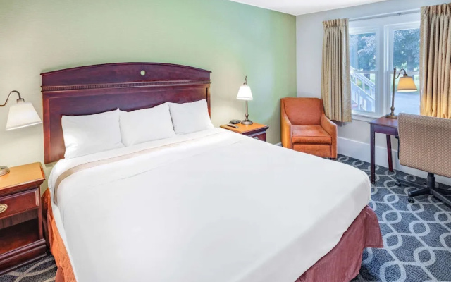 Great Barrington MA Travelodge