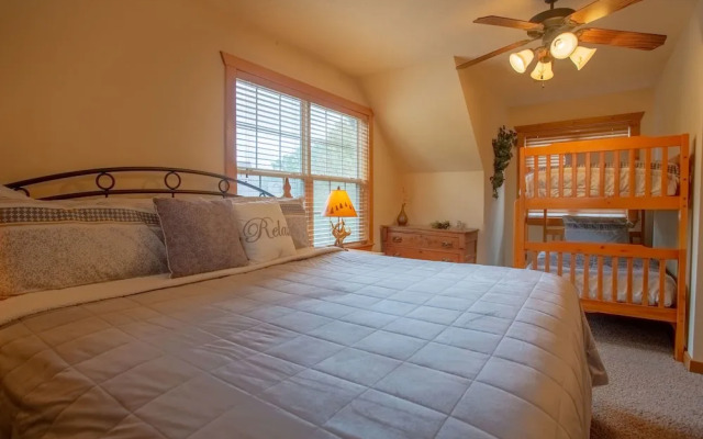 Serenity Lodge 4 Bedrooms 4 Bathrooms Home