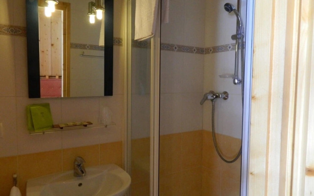 Logis Hotel Les Sapins