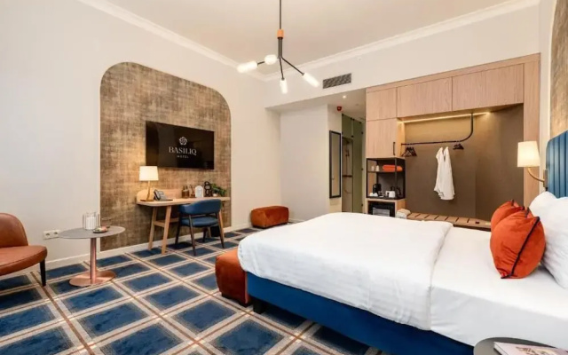 Basiliq Hotel