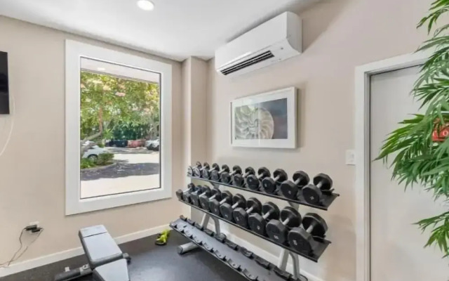 Makena Surf, #g-101 2 Bedroom Condo by RedAwning