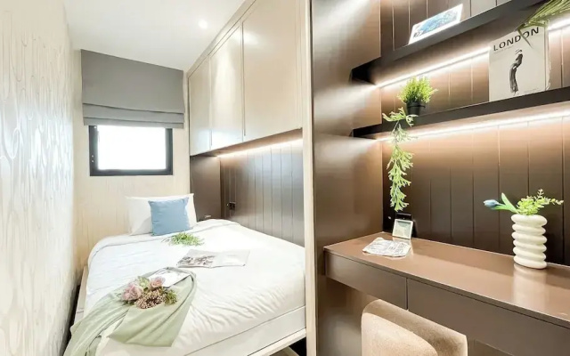 Stylish And Modern 2Br At Apartment Collins Boulevard
