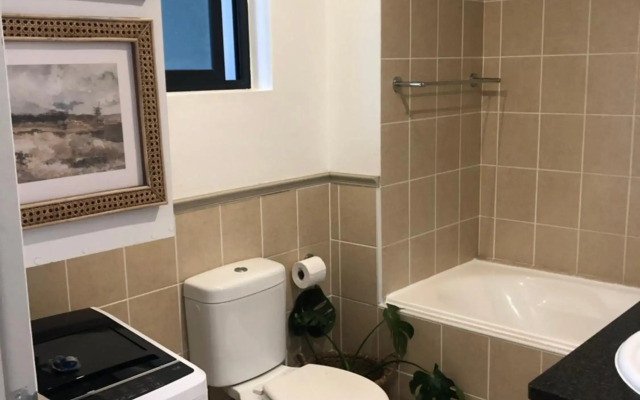 Courtyard Casual - stylish studio in heart of Stellenbosch centre