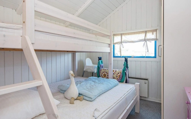 6 Person Holiday Home in Hemmet