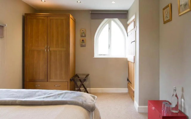 Grooms Cottage