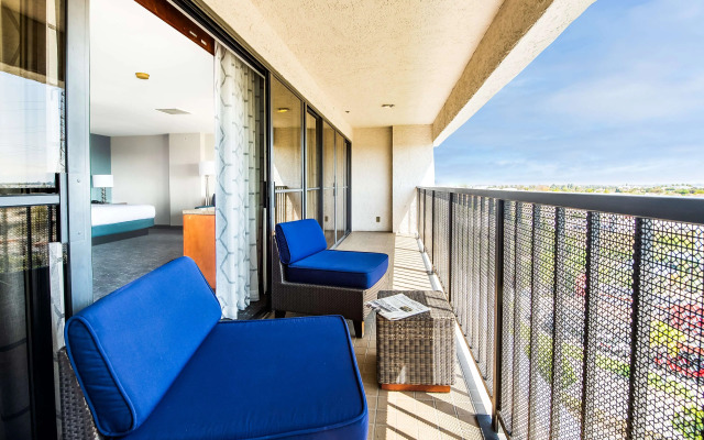 DoubleTree by Hilton Carson