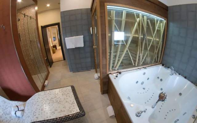 Atera Business Suites