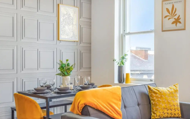 Spacious Apartment for Groups in City Centre