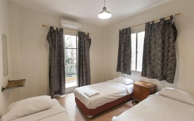 The Grand Meshmosh Hotel