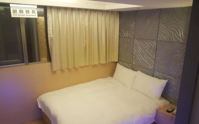 Honey Prince Hotel