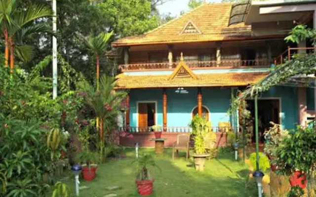 South Canal Holidays Guest House