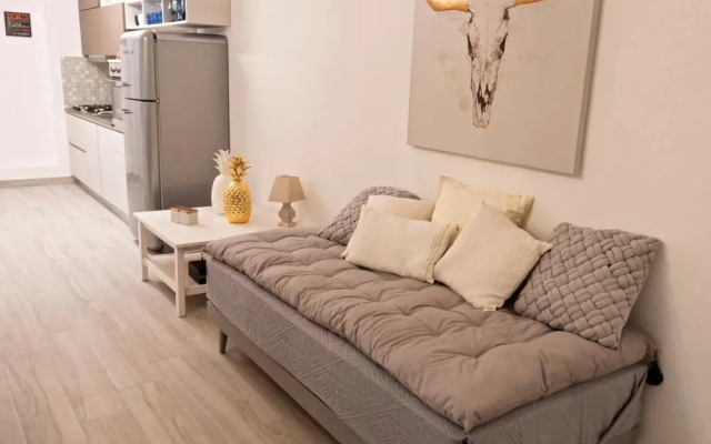 Vatican Luxury 2BD 2BA - Vatican Luxury Rizzo