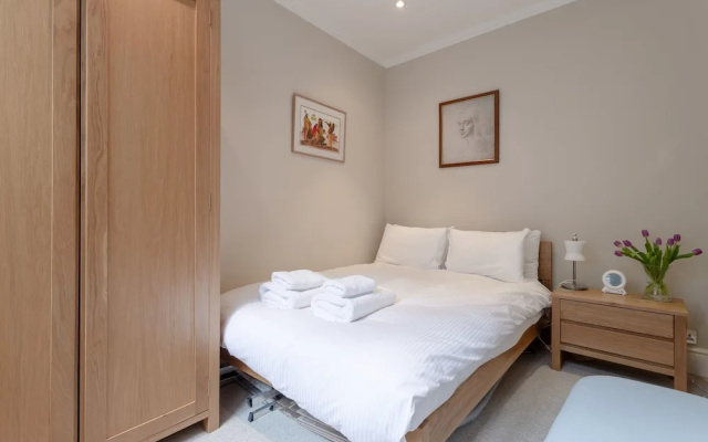 Luxury 2 Bedroom Property in Belgravia