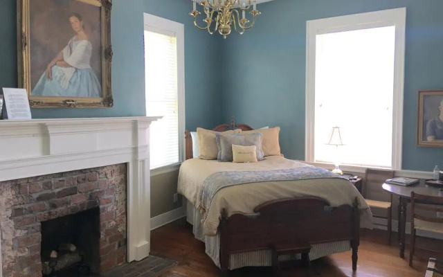 Hale Springs Inn