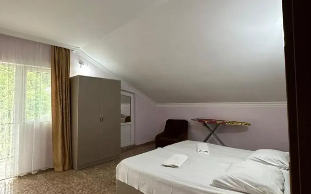 Ekaterine Guest House