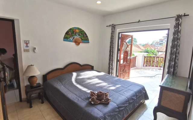 Baan Kanittha - 5 Bedrooms Pool Villa
