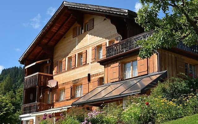 Отель Meielblick Швейцария, Гштад - отзывы, цены и фото номеров - забронировать отель Meielblick онлайн вид на фасад