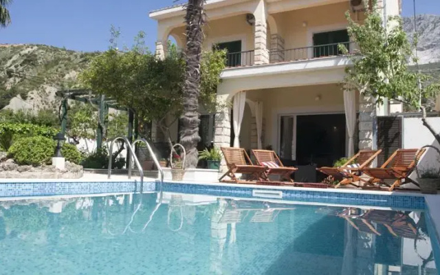 Villa With Private Pool Vojnovic