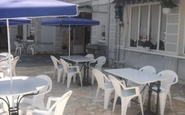 Hôtel la petite Auberge