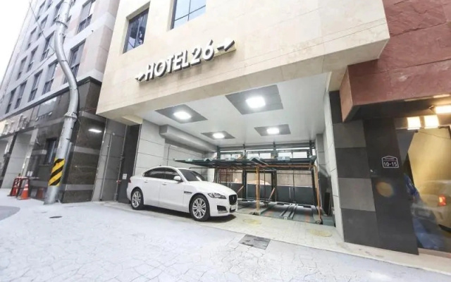 Hotel 26