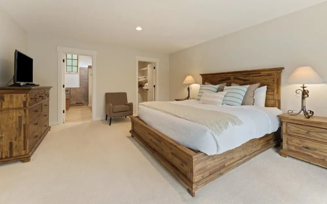 12 Siskin 5 Bedroom Home