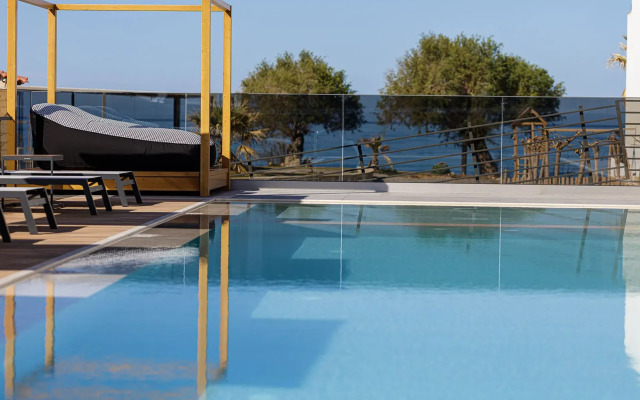 Eleven Boutique Suites