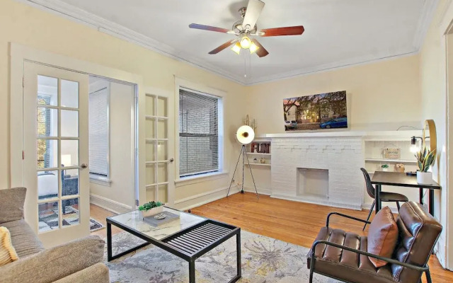 Cozy & Inviting 2BR - Sunnyside 3F