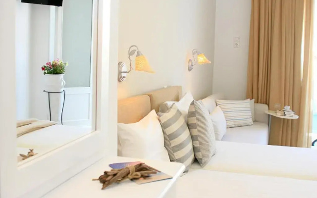 Paradissos Hotel