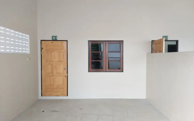 Triple S House