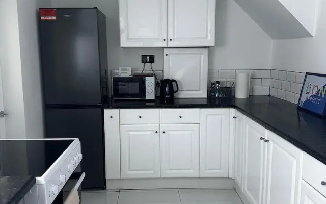 Hartlepool-3 bd House-sleeps5-free Parking&netflix