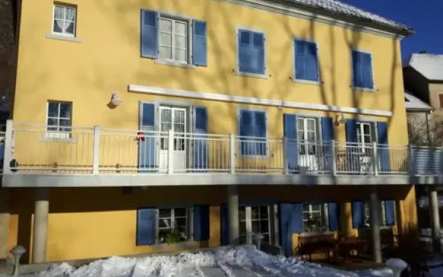 Les Volets Bleus Alsace Vosges
