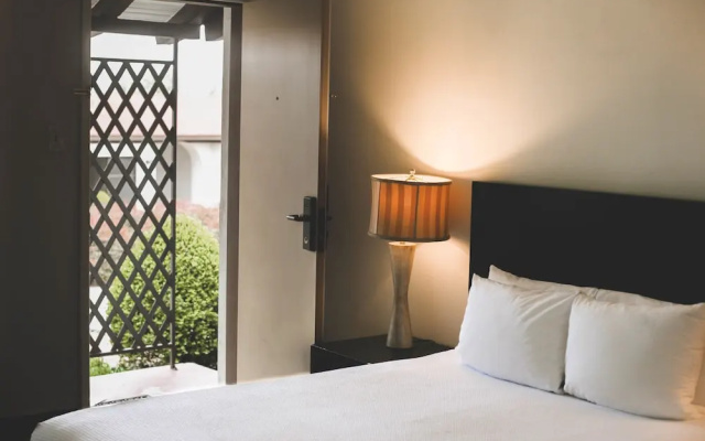 Belmont Hotel