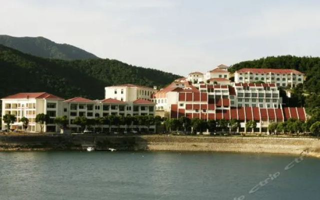 宁波九龙山庄