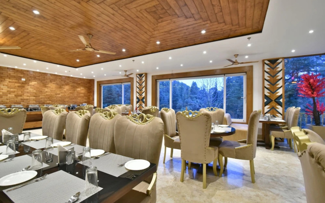 Ark Holiday Inn By DLS Hotels