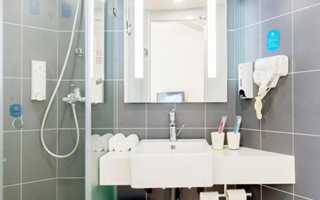 Hanting Hotel Niongbo Tianyi Square