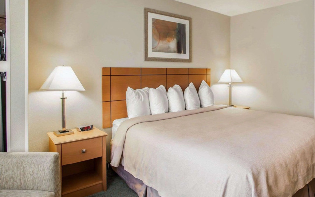 Quality Inn Forsyth - Decatur