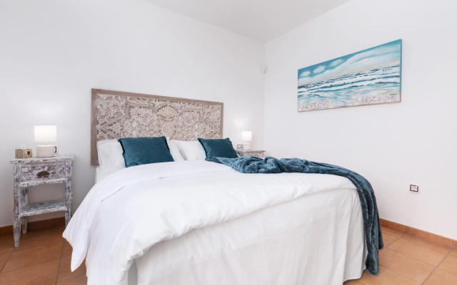 Home2Book Charming Casa Tara