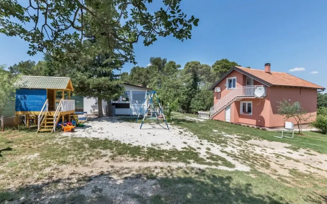 Nice Home in Vodnjan With 2 Bedrooms and Wifi