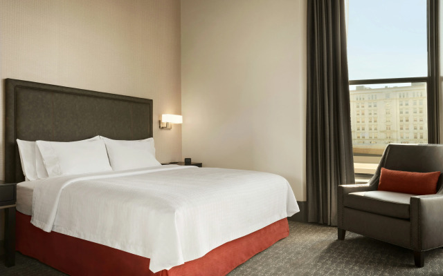 Homewood Suites By Hilton Milwaukee Downtown