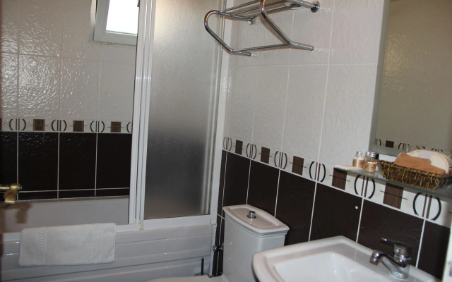 Begonvil Otel Alacati