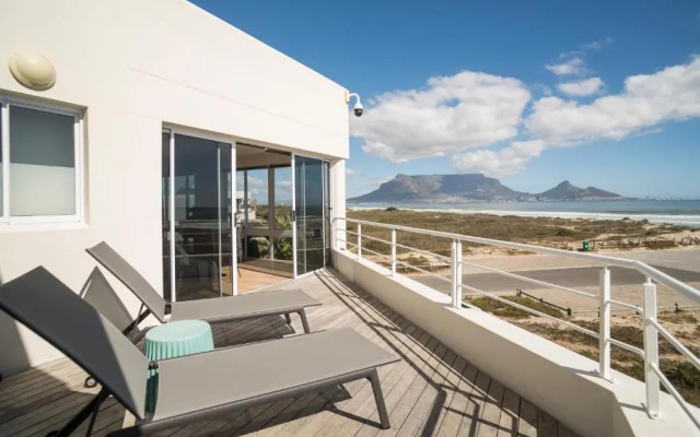 ocean12 Guesthouse Sunset Beach