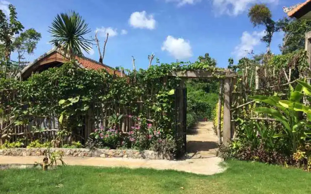 100 Percent Balangan Guesthouse