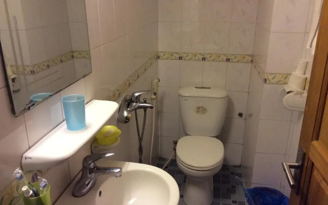 Hong Anh Hotel - Lang Ha