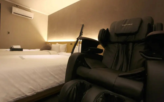 Regent Inn Hotel